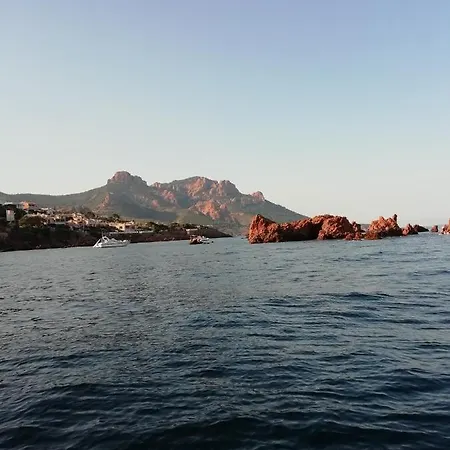 Вилла House 6 / 8 People Seaside Sea Agay *